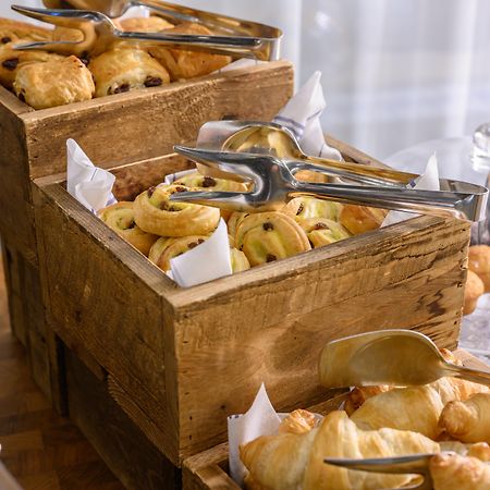 Holiday Inn Express Mechelen City Centre By Ihg Екстериор снимка