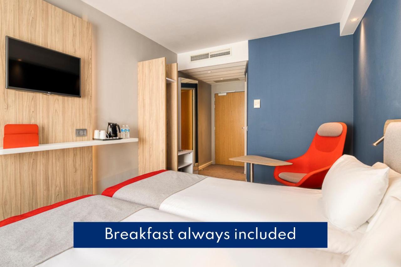Holiday Inn Express Mechelen City Centre By Ihg Екстериор снимка